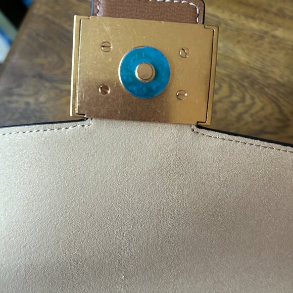 KATE SPADE KATY MEDIUM CONVERTIBLE SHOULDER BAG - Picture 4 of 13